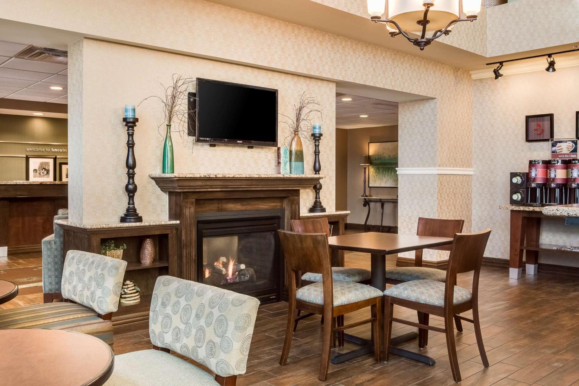Hampton Inn And Suites - Lincoln Northeast מראה חיצוני תמונה